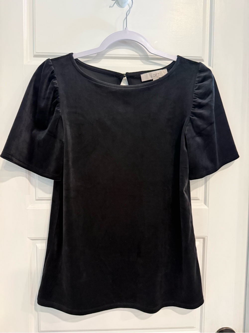 LOFT Black Velour Puff Sleeve Top XS Velvet Short Sleeve Blouse